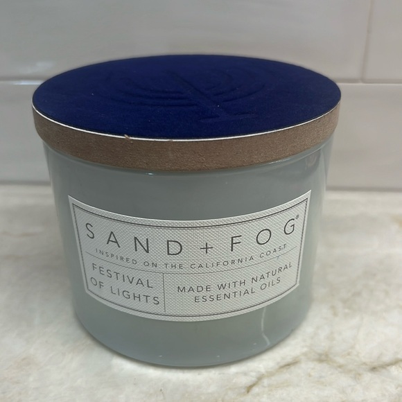 🆕 12oz, 2 wick candle, sand + fog - Picture 1 of 4